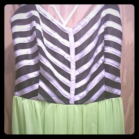 🛍5 for $25🛍Hi-lo dress by Jealous Tomato small - Picture 3 of 8